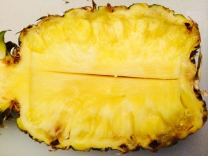 découpe de l'ananas