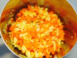 cuisson des oignons et des carottes