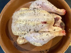 préparation du poulet roti
