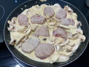 ajout viande et champignons