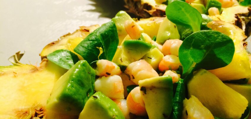 Salade ananas crevettes avocats