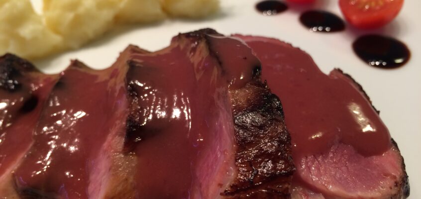 Magret de canard sauce vin rouge