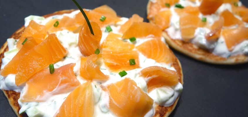 Blinis tzatziki saumon