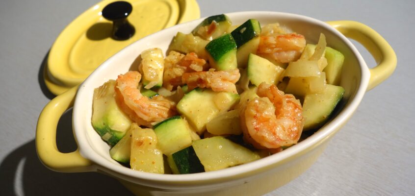 Crevettes courgettes curry